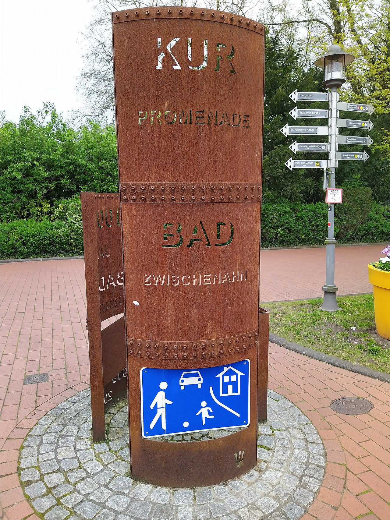 Stele 100 Jahre Bad (A