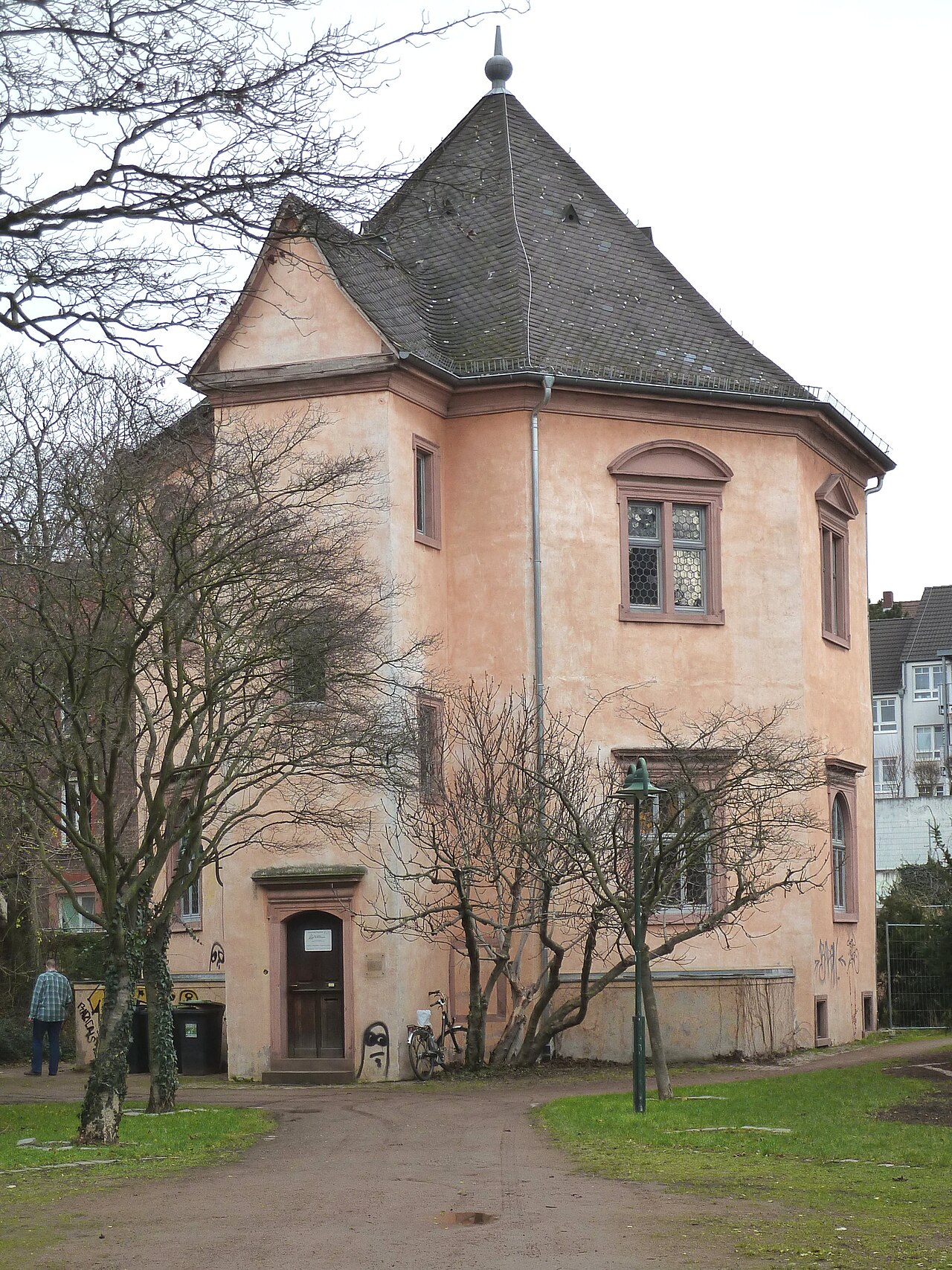 Darmstadt, Achteckiges Haus, Mauerstraße