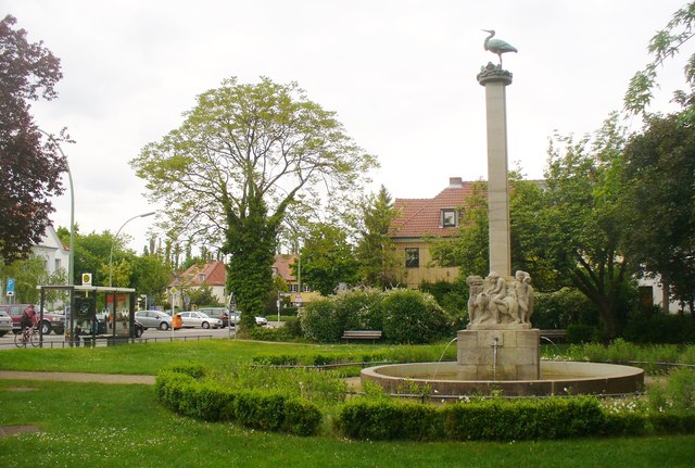 Tempelhof - Adolf-Scheidt-Platz