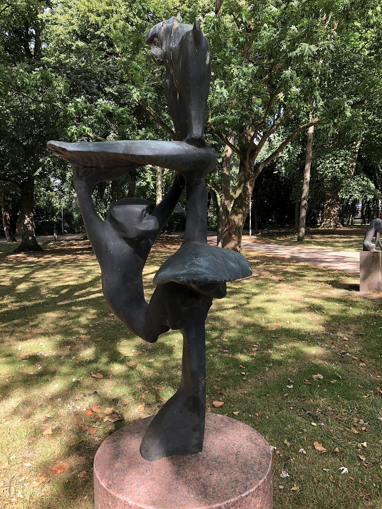 Affenbaum by Hans Martin Ruwoldt in Rendsburg