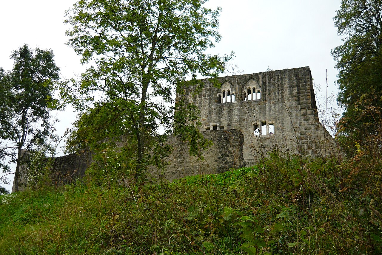 Burgruine Albeck, Ruins of Albeck Castle