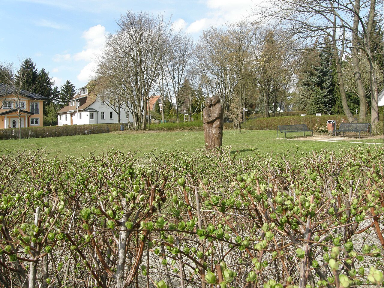 Berlin-Mahlsdorf, Alice-Herz-Platz