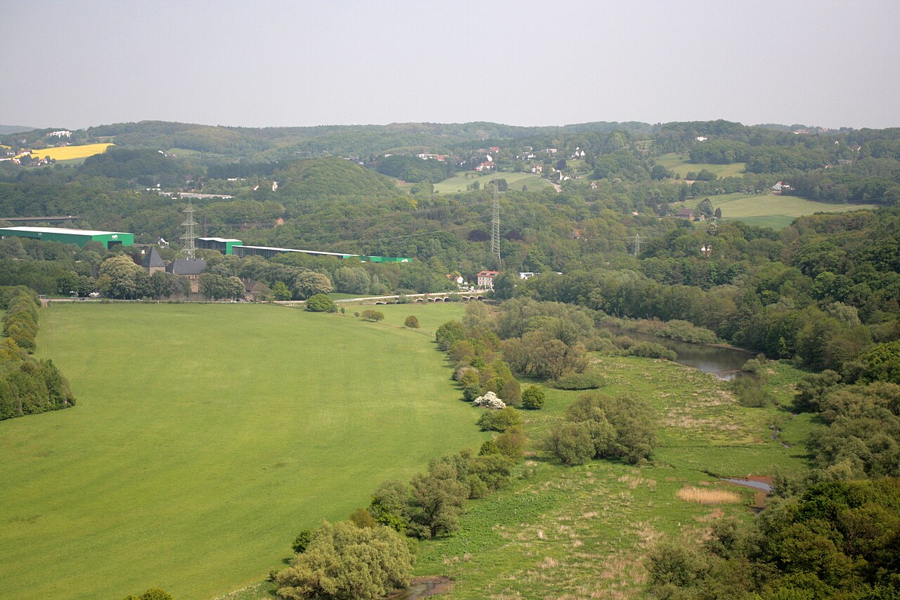 Blick von der Burg Blankenstein in Hattingen -Blankenstein