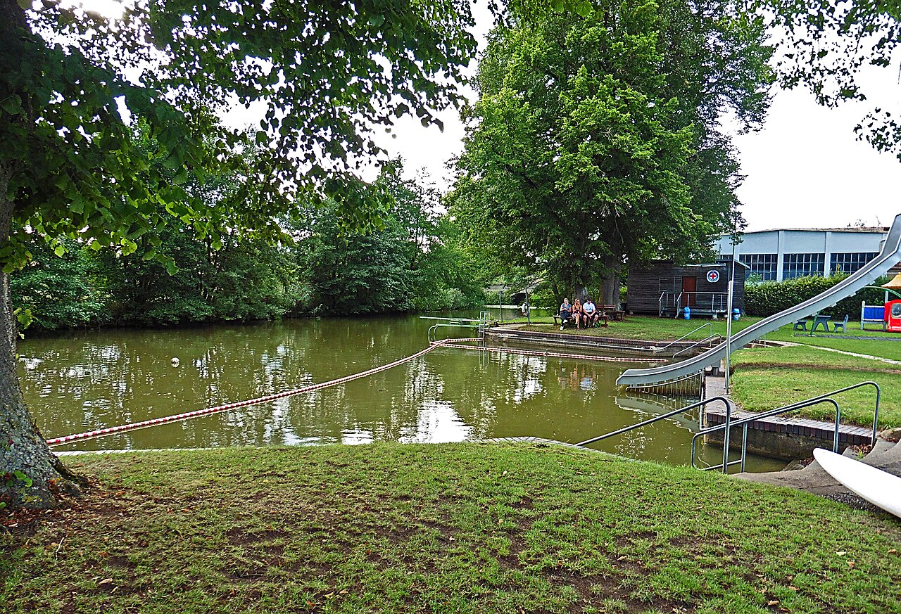 Altmühlbad in Leutershausen , Mittelfranken