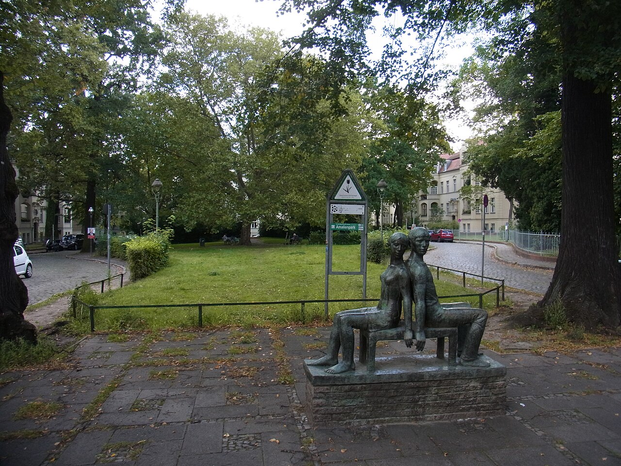This is a picture of the Berliner Kulturdenkmal ( cultural monument ) with the ID