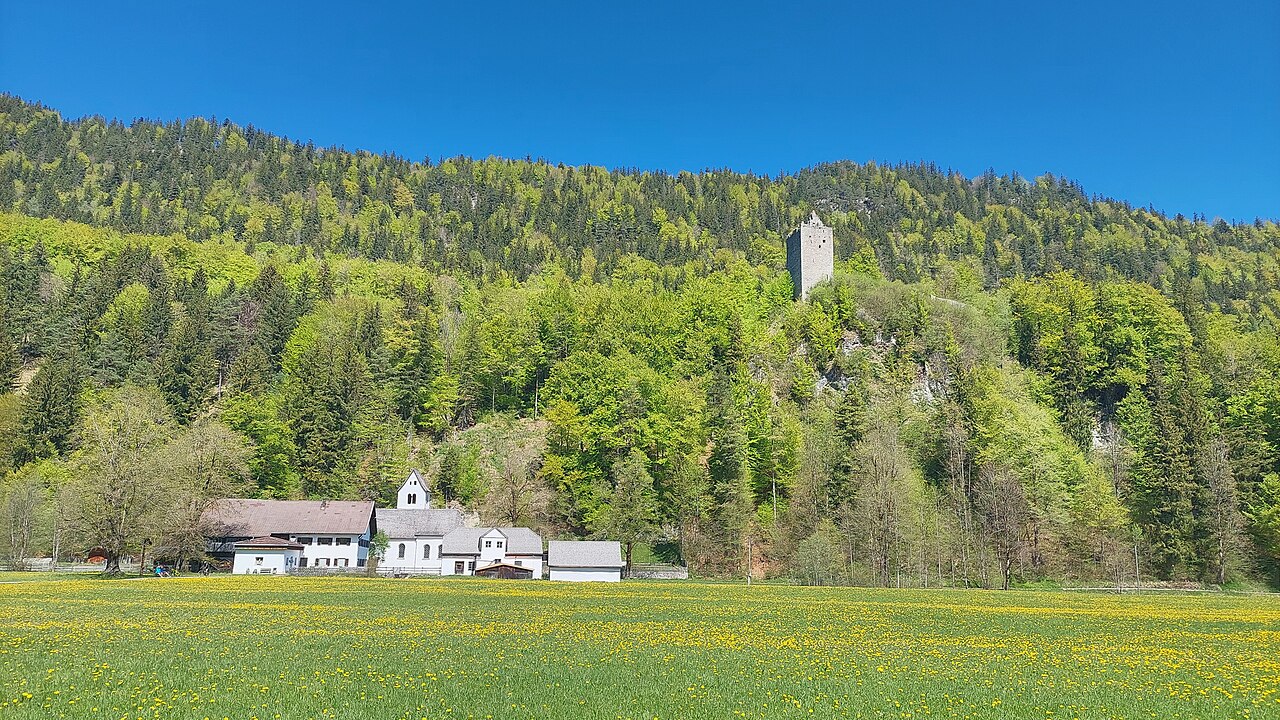 Angerkopf, castle ruin Vilsegg and St