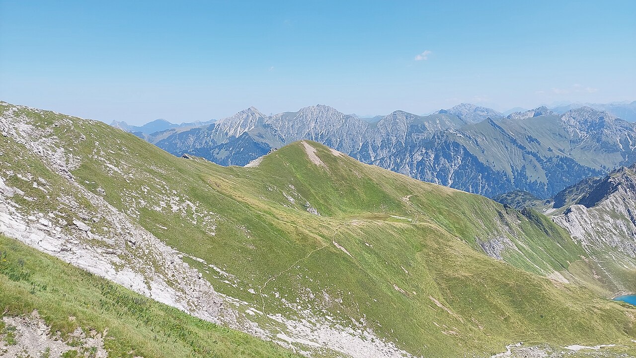 ridge prominence Auf dem Falken in the Allgäu Alps
