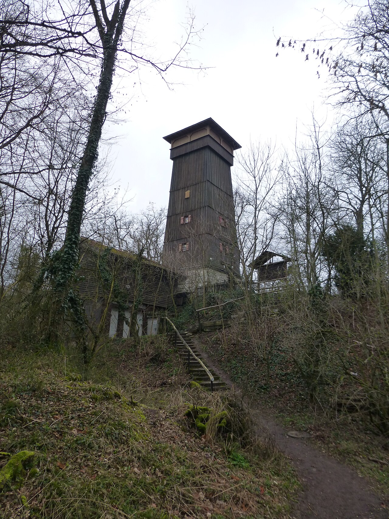 Eselsburgturm bei Ensingen