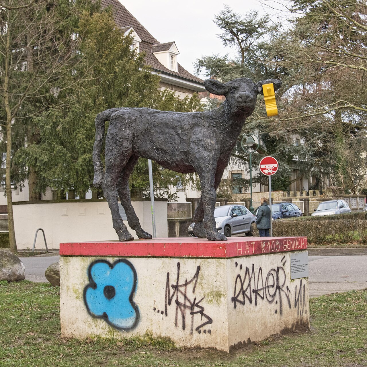 Bilder aus Freiburg im Breisgau Badisches Saugkalb, Astrid Hohorst, 2009, Urachstraße Aufgestellt am 17