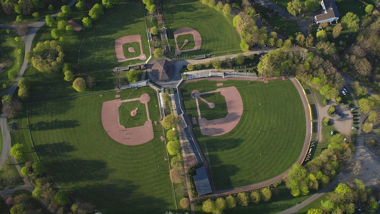 Baseballstadion in der Rheinaue , Bonn