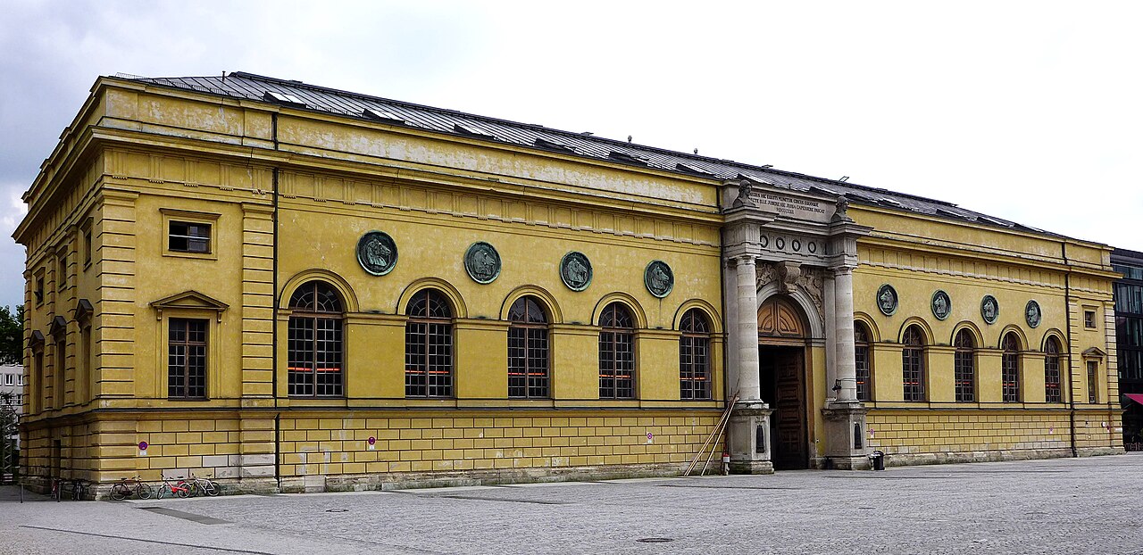 Marstallplatz 4, München