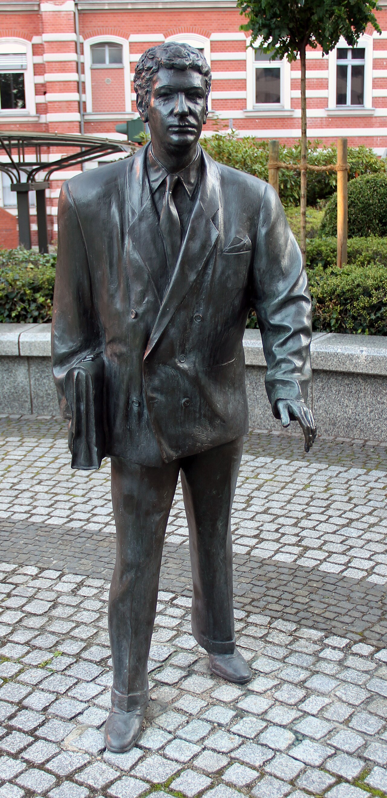 "Beamter" von Josef Nalépa, Alt-Moabit 101, Berlin-Moabit , Deutschland