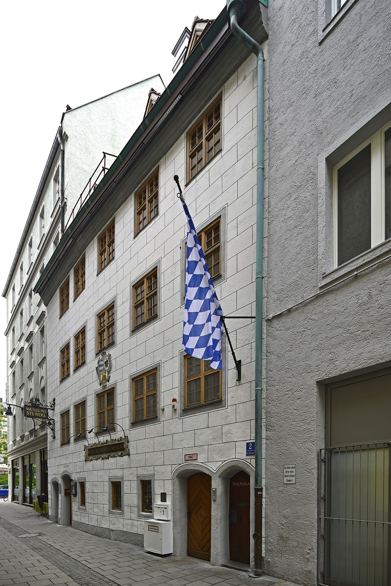 München, Fassadenansicht Sterneckerstraße 2