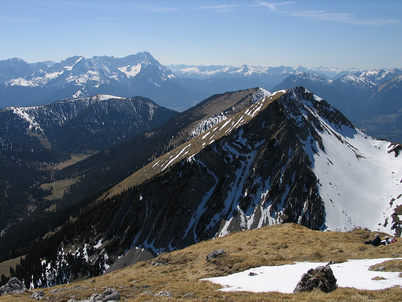Bischof (2033 m) and Hoher Fricken seen from Krottenkopf , Estergebirge