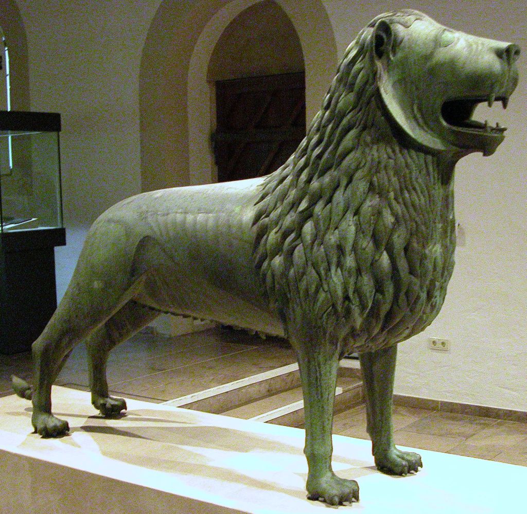 The original Brunswick Lion sculpture (hosted inside Dankwarderode Castle , Brunswick , since 1989