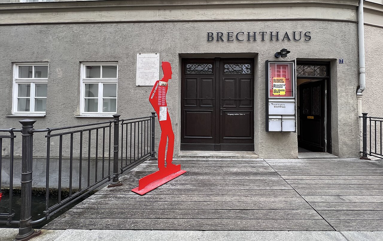 Brechthaus und Umgebung beim Brechtfestival 2023