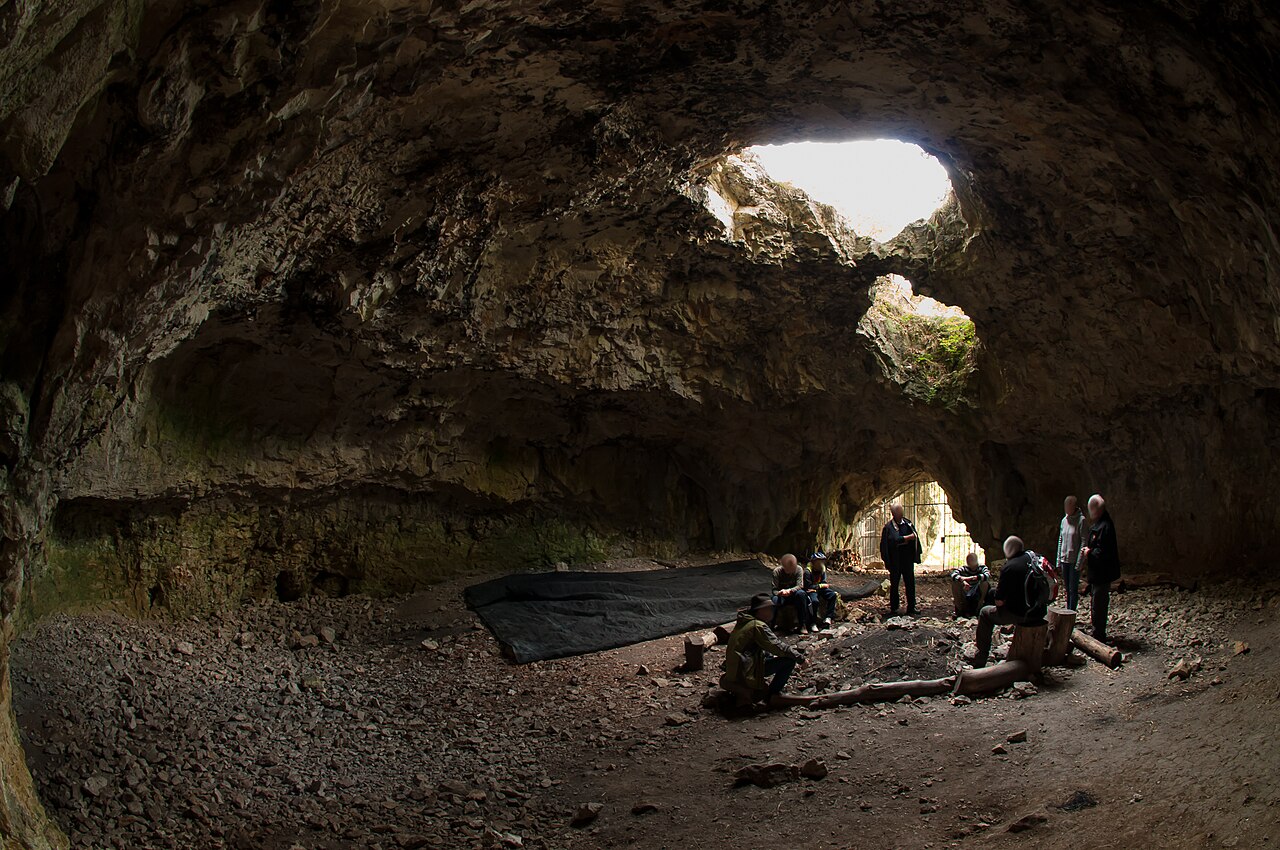 Die Brillenhöhle bei Blaubeuren