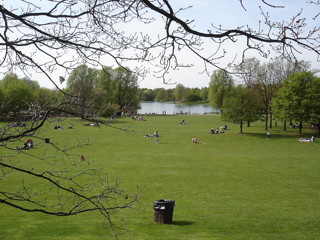 Festwiese im Britzer Garten