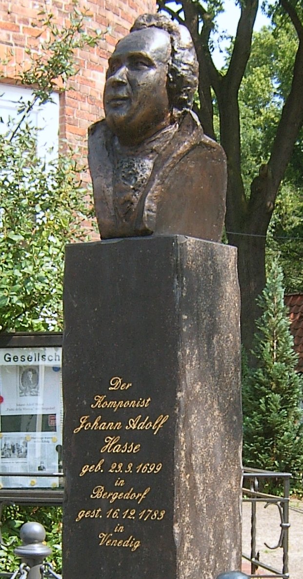 Pomník Johanna Adolfa Hasse v rodném Bergedorfu