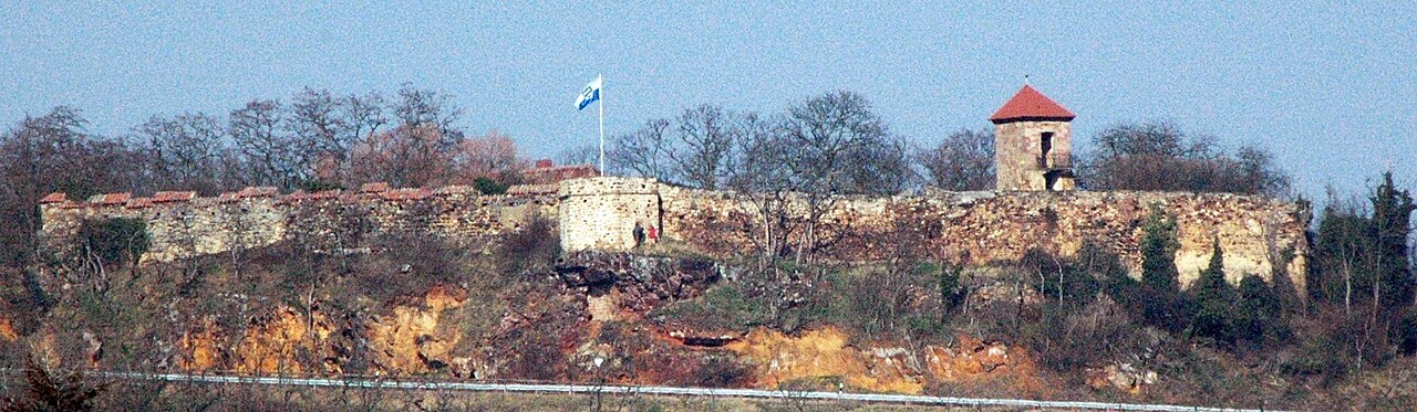 Burg Battenberg von Norden