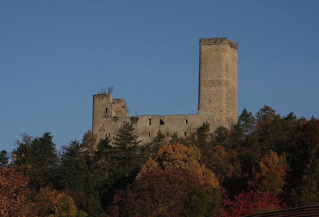 Burg Ehrenstein in Thüringen von Süden aus