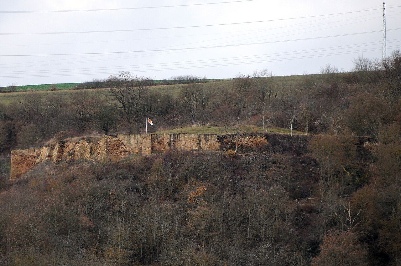 Remains of Castle Randeck