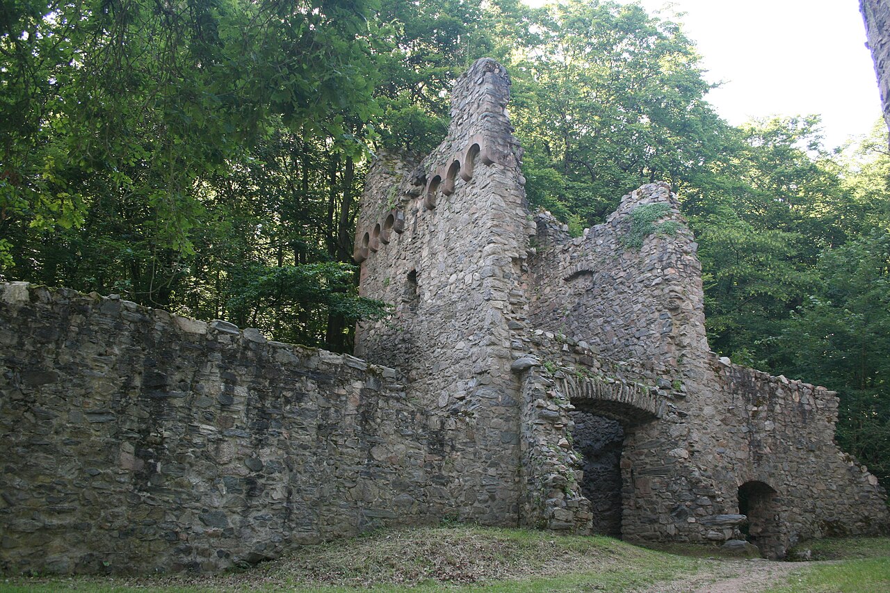Burg Rodenstein, Ansicht der Innenseite des sog
