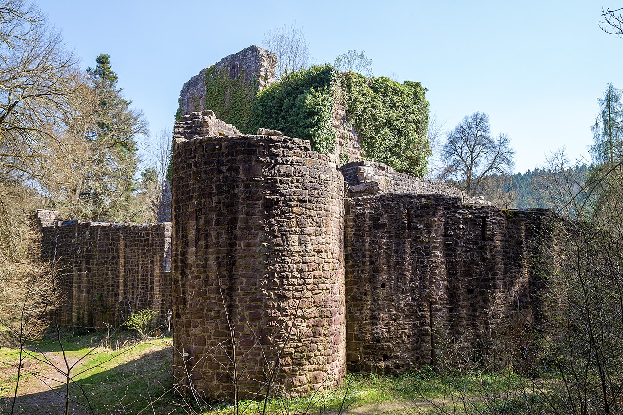 Burgruine Waldeck bei Calw im Schwarzwald