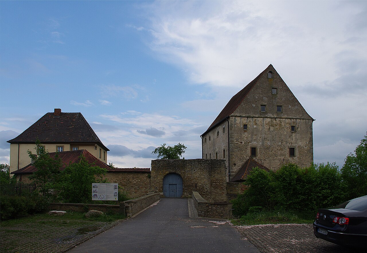 Foto von Burg zu Burggrumbach
