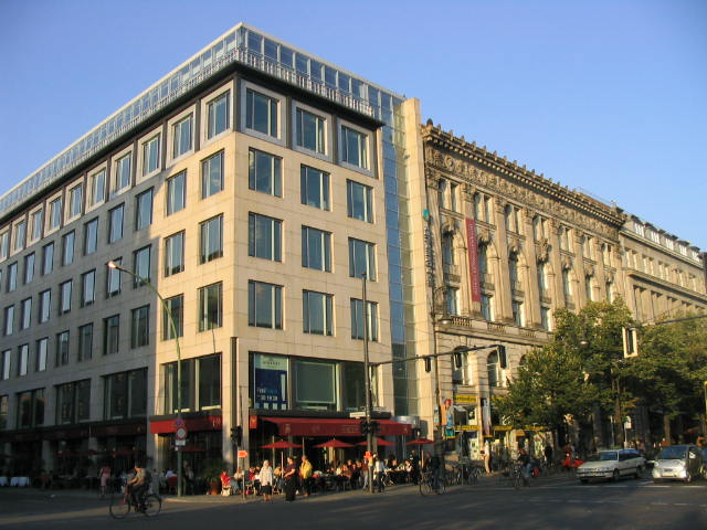 Description: Café Einstein in Berlin , Ecke Unter den Linden/Neustädtische Kirchstraße