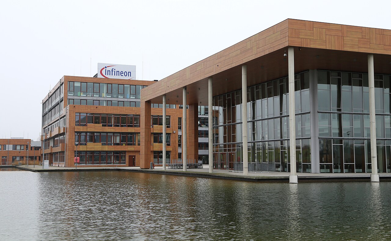 Campeon, Office and Labour buildings of Infineon Technologies AG, Neubiberg