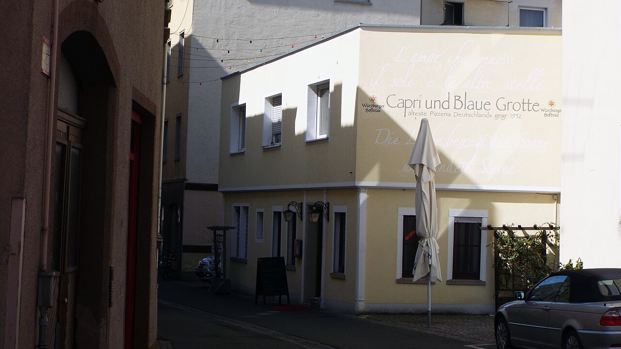 Das Pizzeria Sabbie di Capri (zu deutsch „Sand von Capri“) wurde am 24