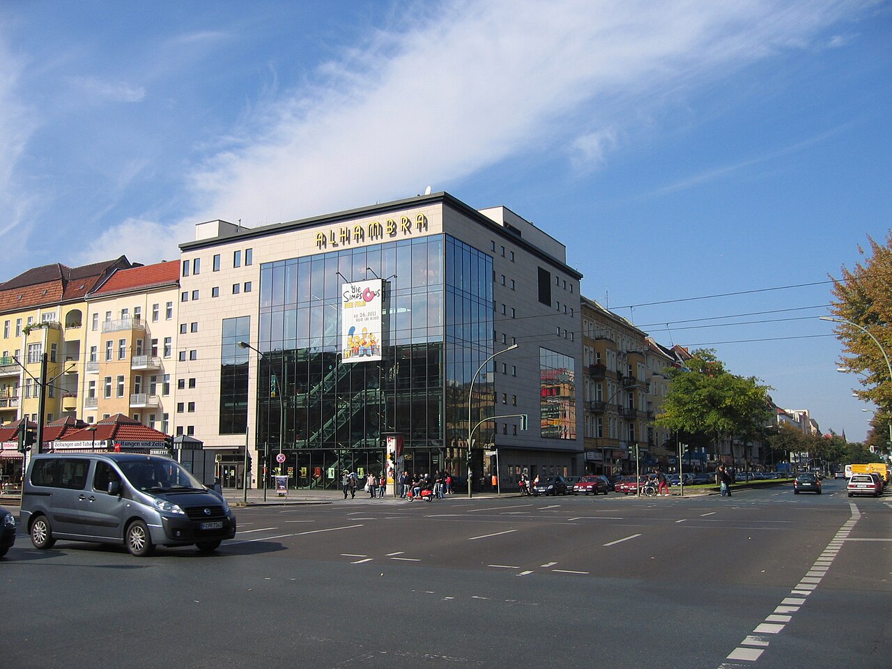 Kreuzung Seestraße / Müllerstraße , Kino „Alhambra“, Berlin-Wedding