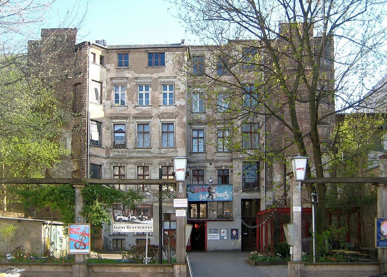 Clärchens Ballhaus (Clärchen's Dance Hall) at Auguststraße No