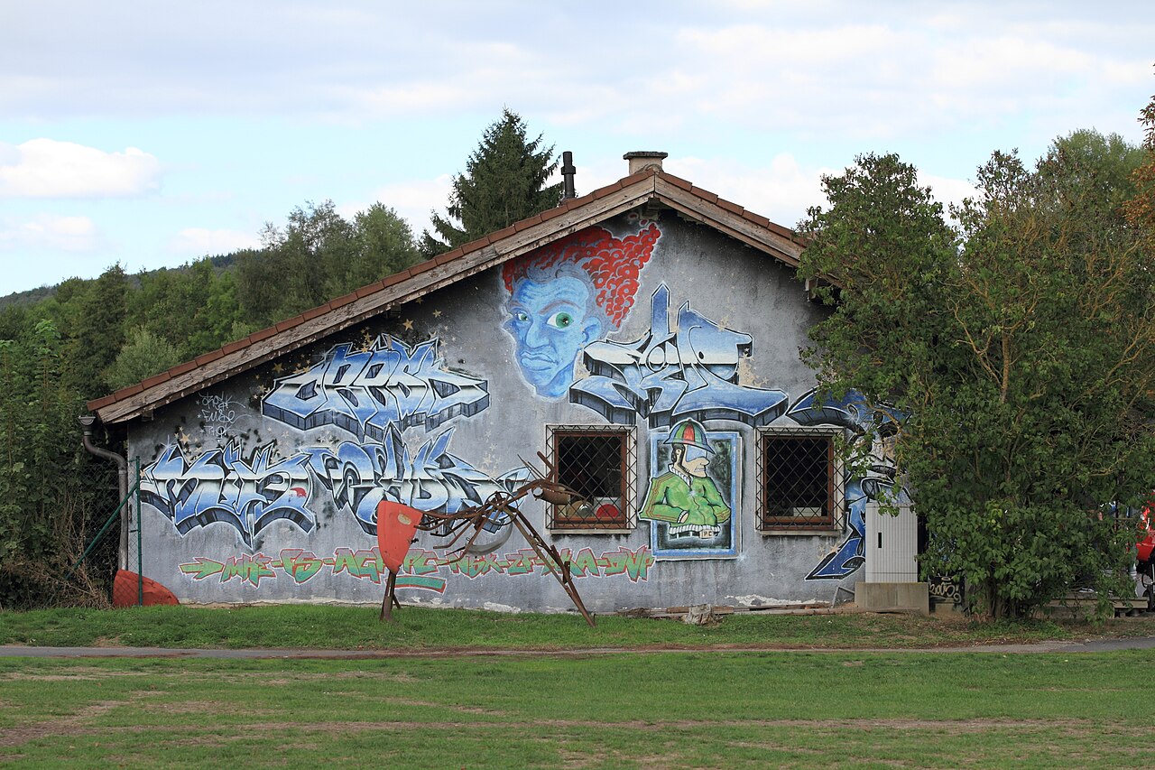 Das Gebäude des Club W71 in Weikersheim im Herbst 2015