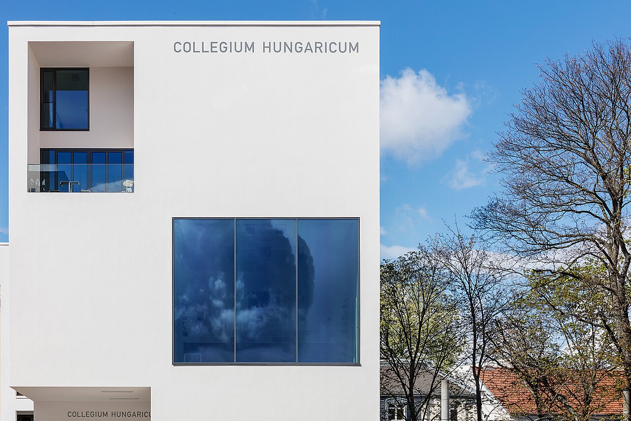 The other pictures from Collegium Hungaricum Berlin are old and they present and old situation