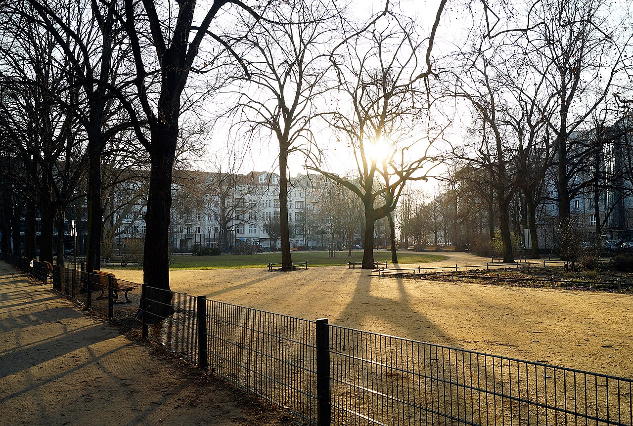 Commeniusplatz in Friedrichshain, Berlin, taken from Am Commeniusplatz