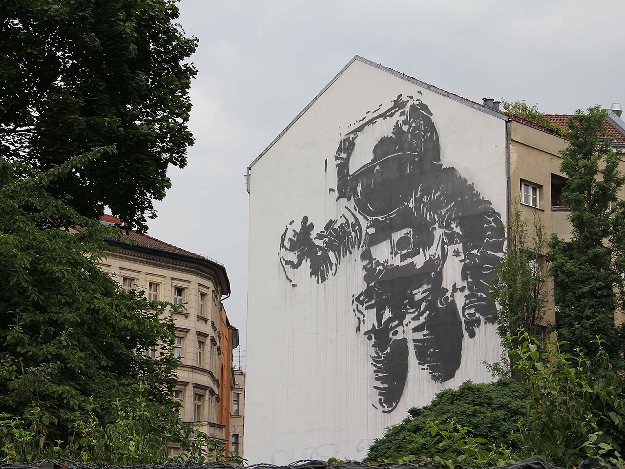 Victor Ash, Astronaut, 2007, Berlin-Kreuzberg, Cuvrystraße
