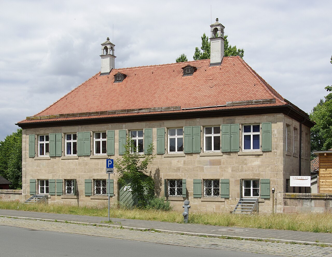 Ehemaliger Dannreuther’scher Herrensitz, Brettergartenstraße 70, Nürnberg - Schniegling