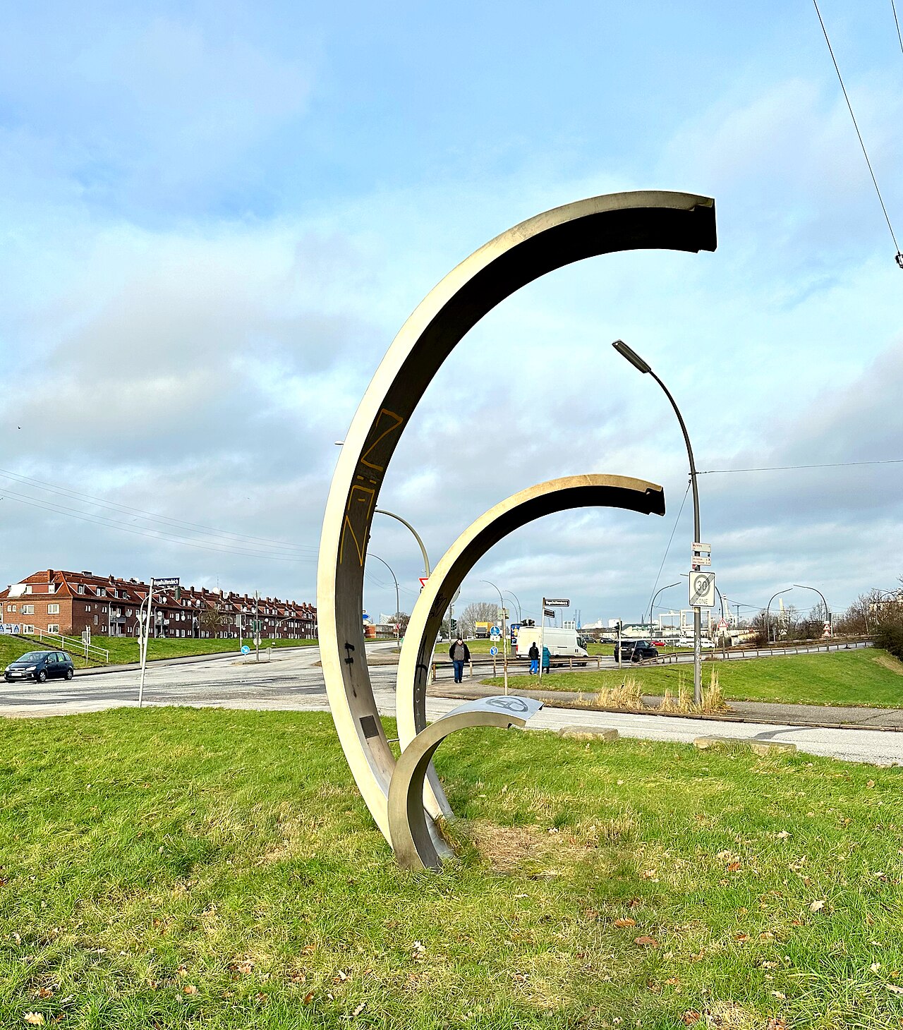 Denkmal "Den Opfern der Sturmflut" in Hamburg-Wilhelmsburg, aufgestellt 1983 nach einem Entwurf von Franz Soethe