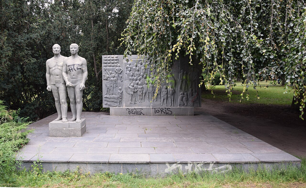 Foto von Denkmal der antifaschistischen Widerstandskämpfer