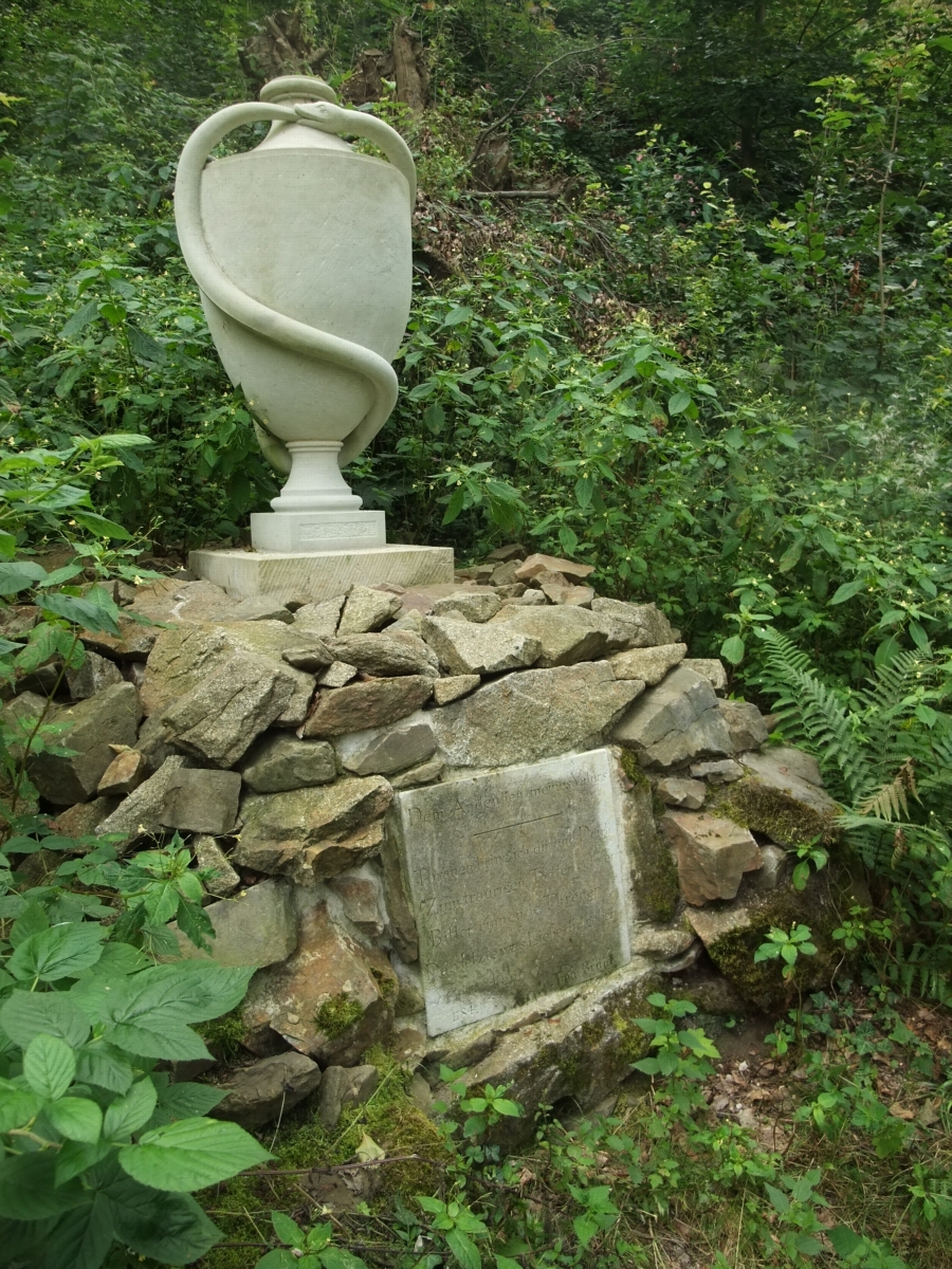 memorial for the father of the countess, Seifersdorf Valley, Saxony