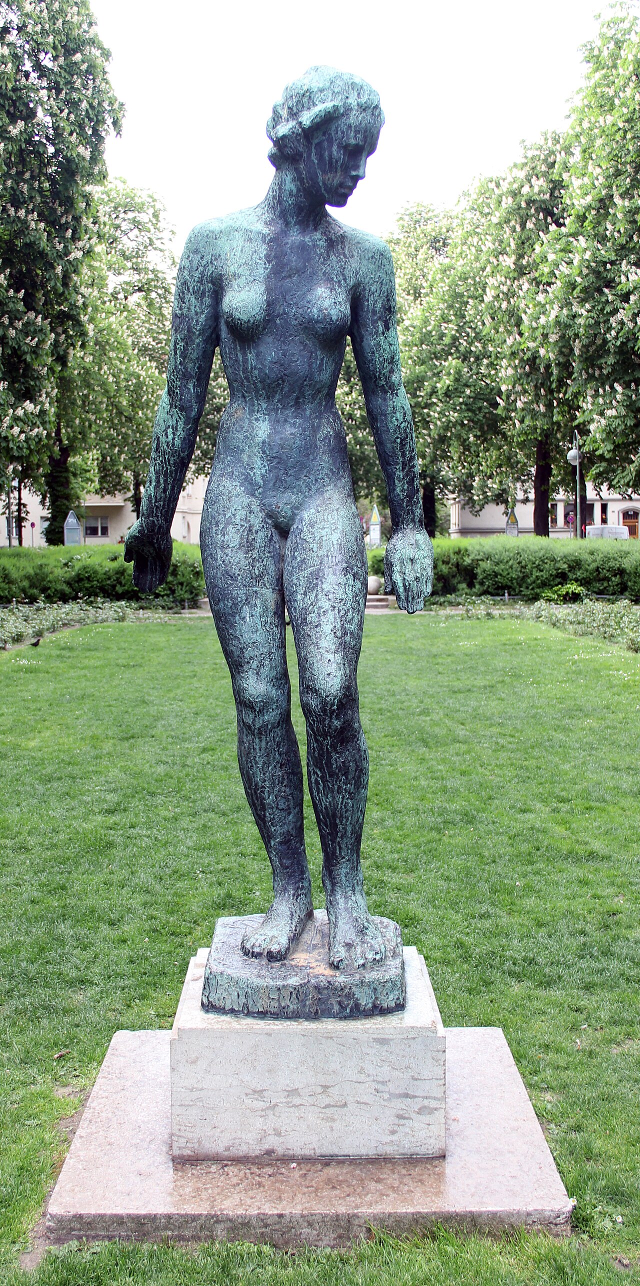 Sculpture, "Der Abend" by Georg Kolbe , 1925, Ceciliengärten 42, Berlin-Schöneberg , Germany