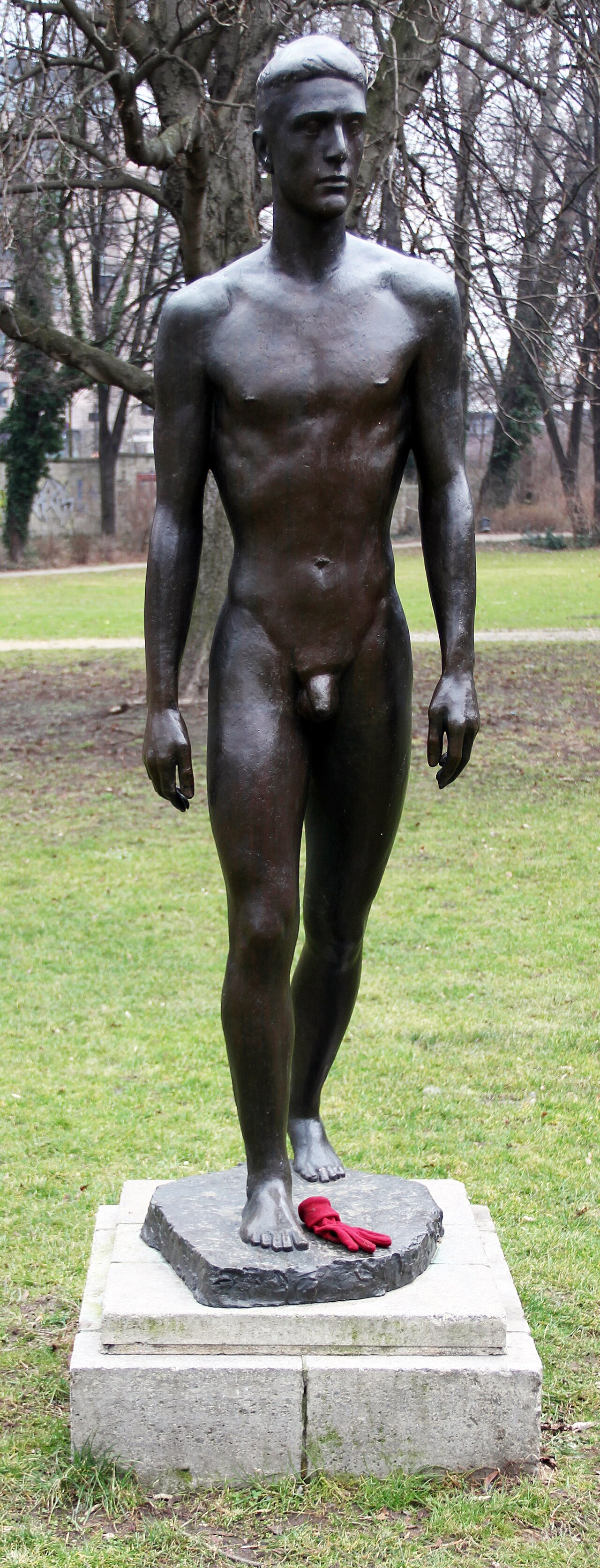 Sculpture, "Schreitender" by Richard Scheibe , 1935, Am Karlsbad ggü 3, Berlin-Tiergarten , Germany