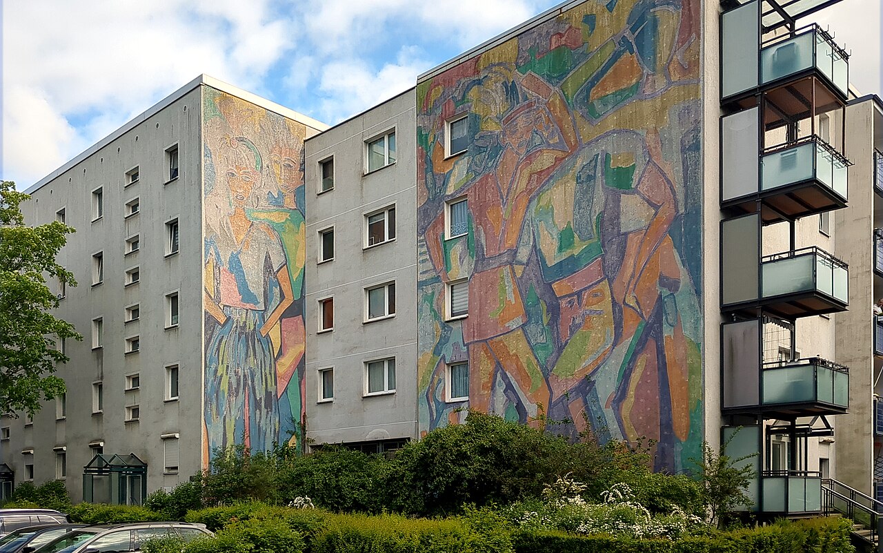 Mural on Senftenberger Straße 35-37 in Berlin-Hellersdorf, Germany