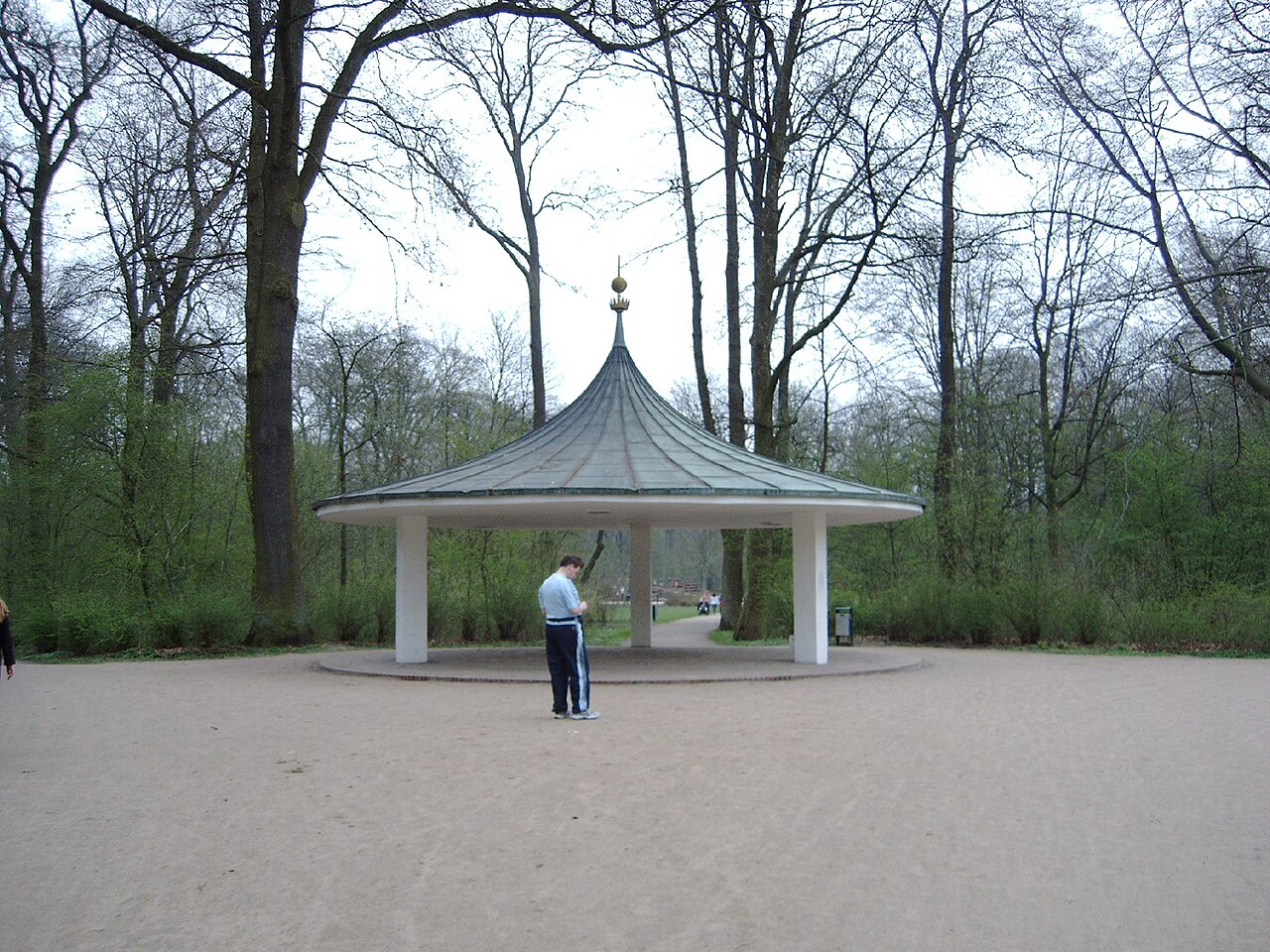 Dykchoffpavillon Donated by H