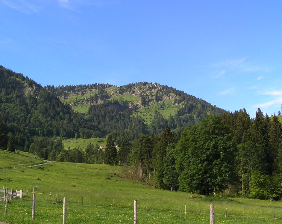 Eineguntkopf/Rohnehöhe from the area of the Unterlauchalpe