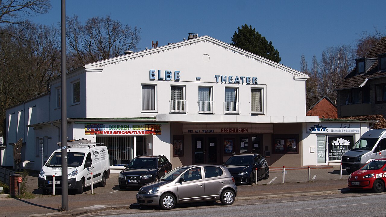 Elbe-Filmtheater]]