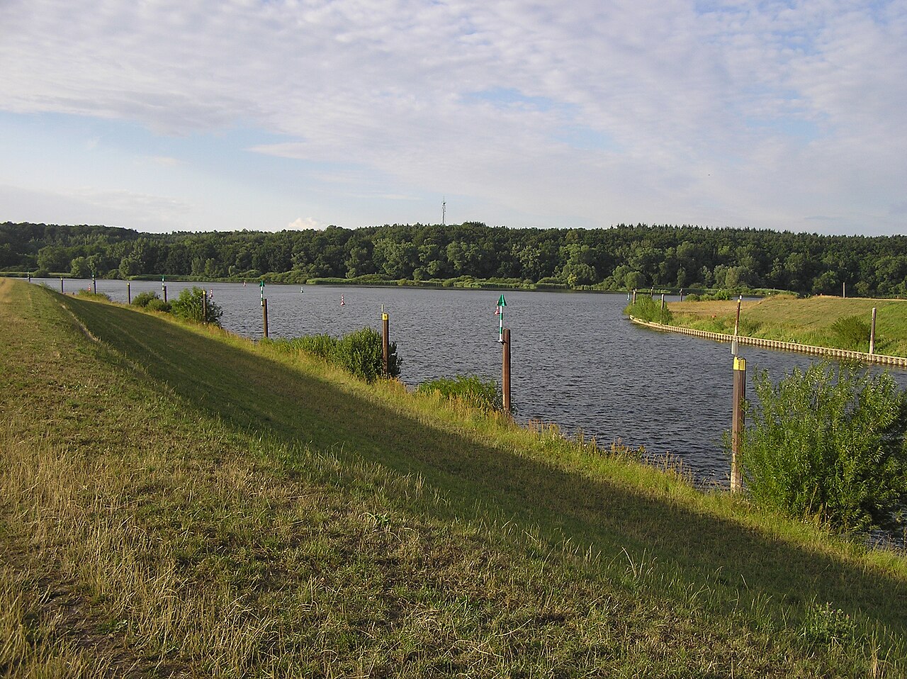 Einmündung Elbeseitenkanal/Elbe