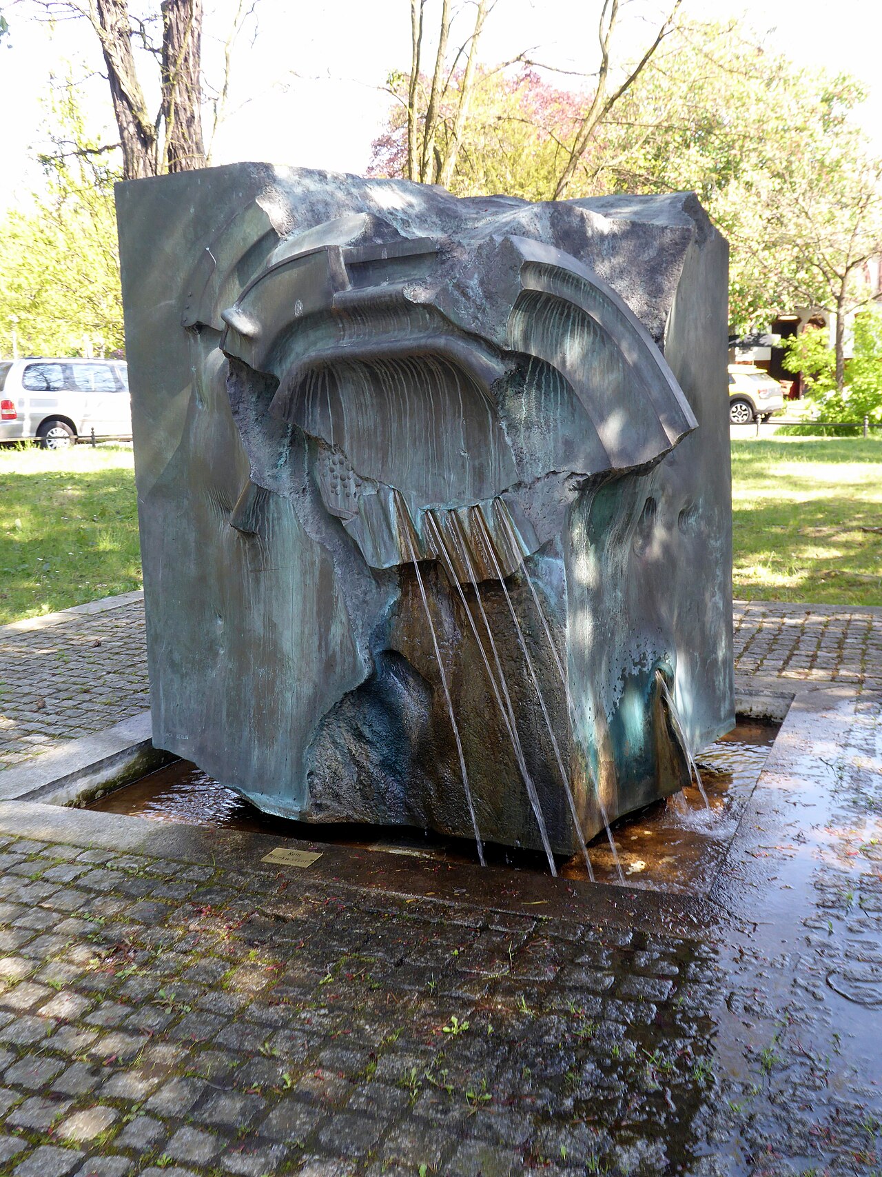 Grunewald Bismarckplatz Elementenblock Emanuel Scharfenberg 1983